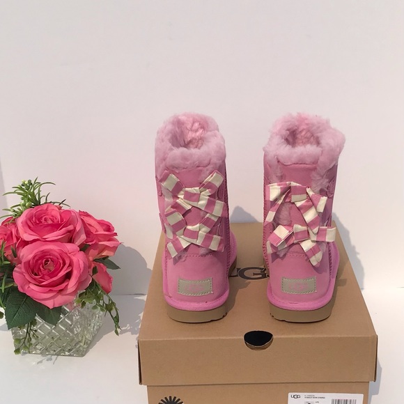 UGG Bailey Bow Striped Boots - Picture 2 of 7